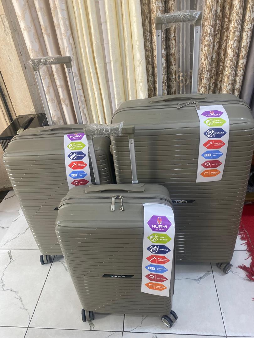 EstieKapambala's tweet image. New Design Plastic SILICONE 
Full Set 190,000/=
Size Kubwa 90,000/=
Size Ya Kati  80,000/=
Small Size 60,000/=
Napatikana Kariakoo Uhuru Na Nyamwezi,(Mtaa Wa Mabegi)
0659647989
Delivery Popote(Kwa Gharama Za Mteja)
KARIBUNI SANA