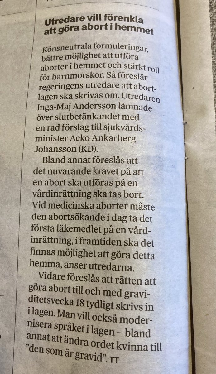 Nej, regeringen. Det är inte ett dugg ”modernt” att ta bort ordet kvinna ur arbortlagstiftningen. Och även om någon nu tycker att det är ”modernt” är det inte något argument.
Se till att ni inte raderar kvinnorna!