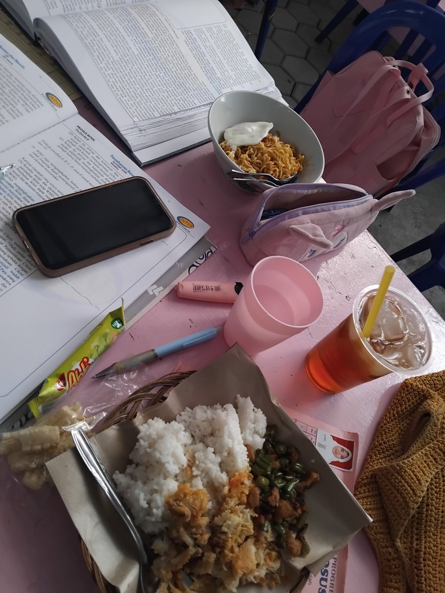 gapthingy's tweet image. nasi ayam geprek inten str dabesttt🫰🏻🫰🏻🫰🏻🫰🏻🫰🏻