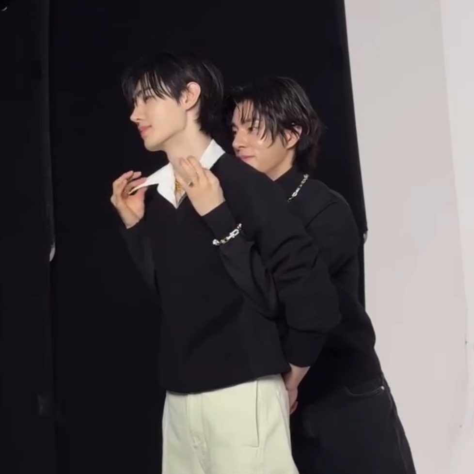 EN7ernally's tweet photo. jakehoon cuties 😭🤍 https://t.co/dknGsP5V5z