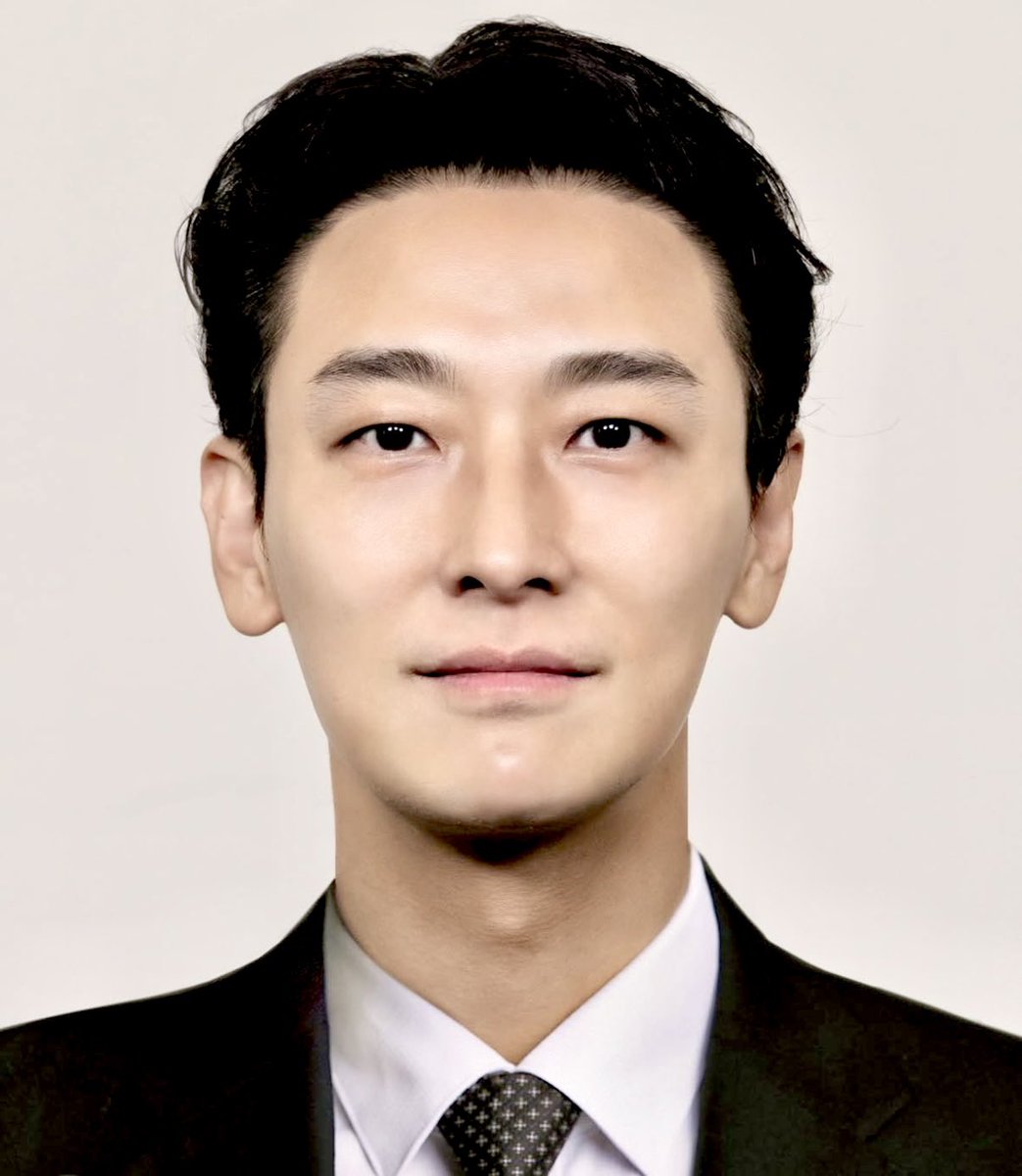 kdrama_menfess's tweet photo. •KDM• ID CARDNYA JU JIHOON AS BAEK KANGHYUK GUYS CAKEP BANGET 😭

https://t.co/tMyps7J1jT