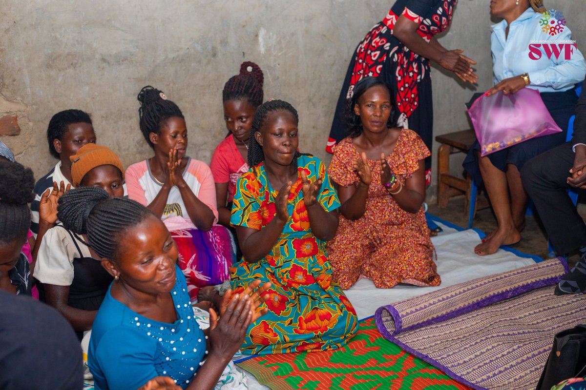 Did you know that empowering women can help reduce poverty and inequality? Let's work together to create a more just and equitable society! #WomenEmpowerment #SustainableDevelopment  #EconomicEmpowerment #EmpowerHer
#insight