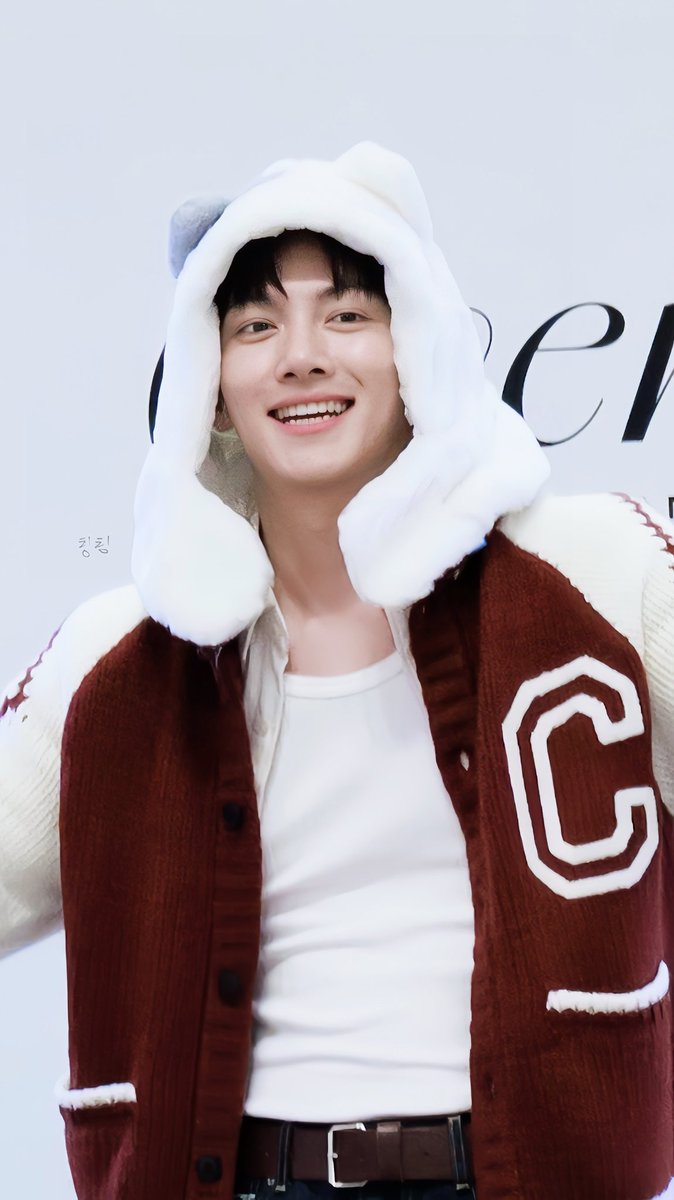 wanting821015's tweet photo. 20.02.02❤️

#池昌旭 #지창욱 #jichangwook 
#チチャンウク  @w_scenario https://t.co/MtZBqLvpzS