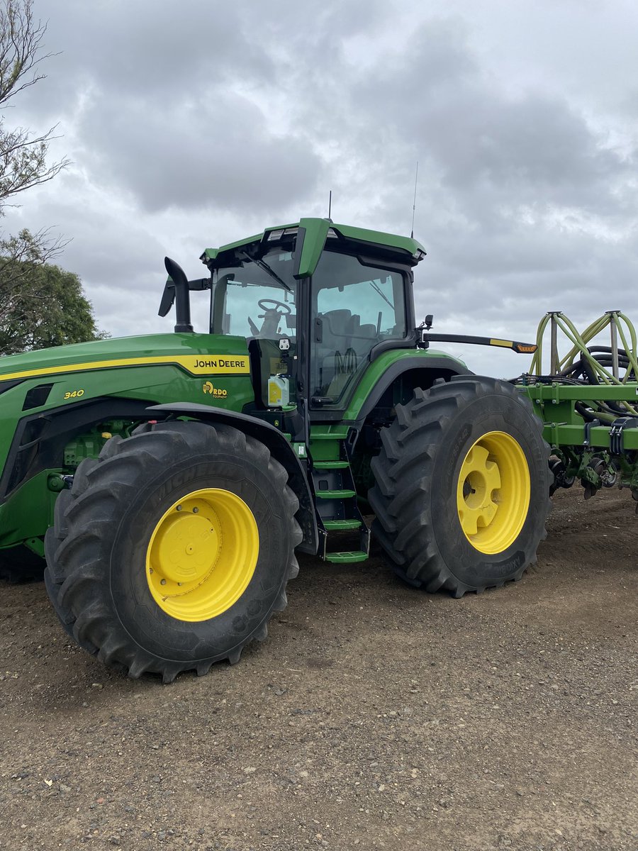 On farm today updating a range of different machines including a Claas Lexion 7700, Axion 950, and a few different John Deeres. All were running Greenstar guidance and received new software and setup data. Claas machines using an Agra GPS bridge.