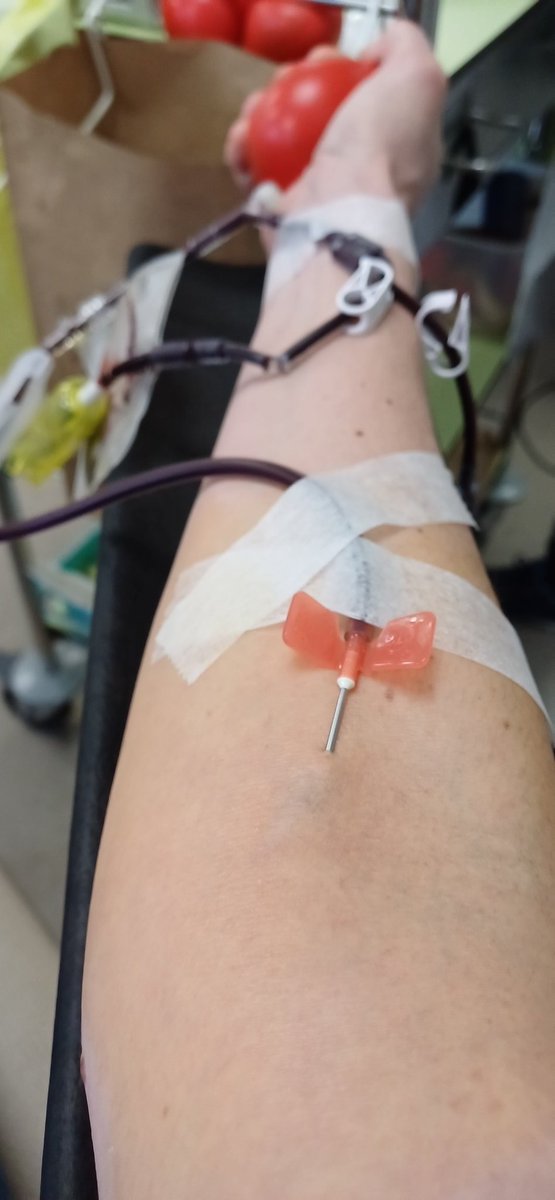 RandomName tweet media