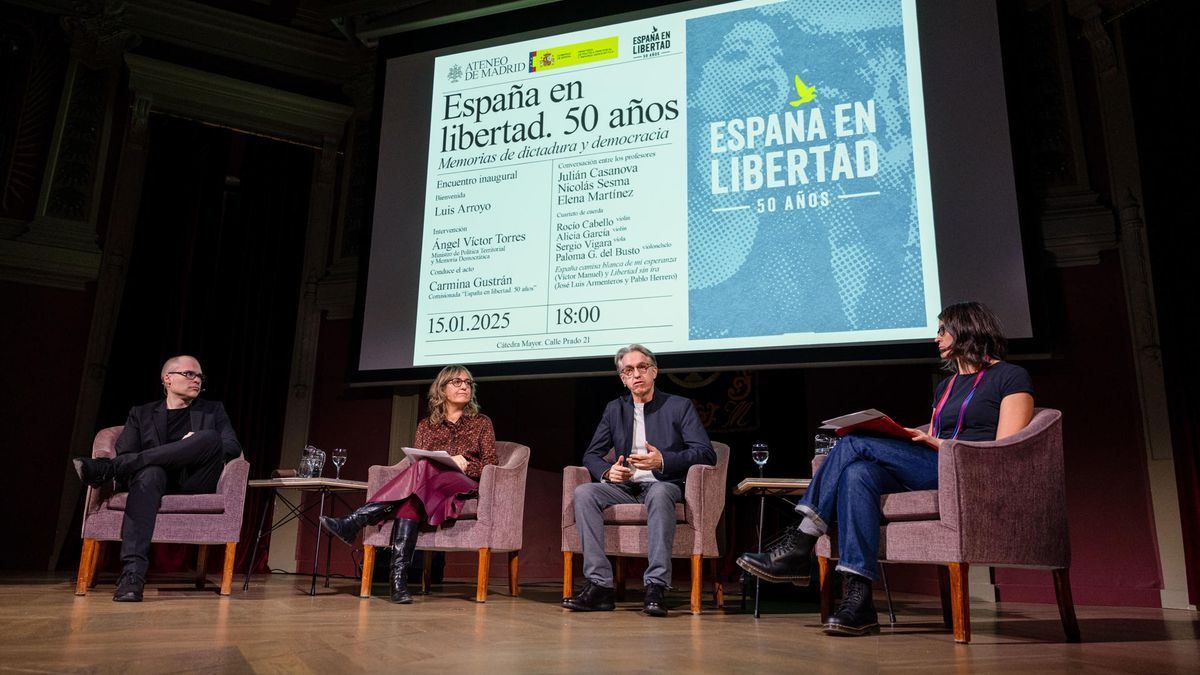Nicolas Sesma (@nicoabu) on Twitter photo En el <a href="/ateneodemadrid/">Ateneo de Madrid</a>, en el 1º de los Actos de celebración de los “50 años de España en libertad” <a href="/50enLibertad/">España en Libertad</a>, uno de los asistentes, muy joven en comparación con la media de edad, nos preguntó: ¿Qué es la democracia?
#Quéesdemocracia #Españaenlibertad #democraciaesmemoria En el <a href="/ateneodemadrid/">Ateneo de Madrid</a>, en el 1º de los Actos de celebración de los “50 años de España en libertad” <a href="/50enLibertad/">España en Libertad</a>, uno de los asistentes, muy joven en comparación con la media de edad, nos preguntó: ¿Qué es la democracia?
#Quéesdemocracia #Españaenlibertad #democraciaesmemoria