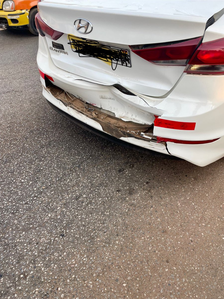 Jo_El_Official's tweet photo. Last week Tuesday, an employee of @PruLifeGhana bashed my car. Guy said he wanted to file a police report and use insurance to fix my car. It’s been a week. No police report, no insurance, not even answering my calls. Sad part, he’s not even answering calls from the police https://t.co/23Rf6P42Kg