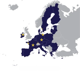 EESC_TEN's tweet photo. 🚚✈️🚢🚃We are discussing and adopting an own-initiative opinion on the physical completion of #EUinternalmarket in the new geopolitical situation. We call for the 🇪🇺to ensure that the #transport network is aligned with the new needs of economic and geopolitical security. https://t.co/4U3VRXICER