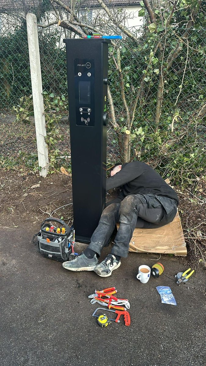 Source One Interiors tweet media