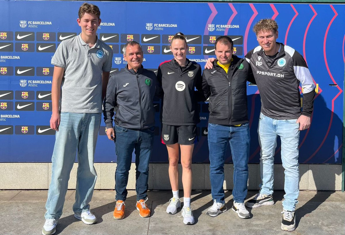 ThecleverSocce1's tweet photo. At The Clever Soccer, we are always open to creating new connections and opportunities to help this sport grow.

We’ll be sharing photos from this special day so this connection can be felt beyond the pitch! 📸💪⚽

#TheCleverSoccer #WomensFootball #WomenInFootball #Denmark https://t.co/JT9qaVTbkq