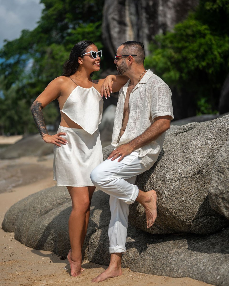 DimasFrolovPhot's tweet image. Wow, what a vibrant couple! Swipe through the photos and catch the sunny vibes ☀️

#lovestoryphoto #couplephotographer #dimasfrolov