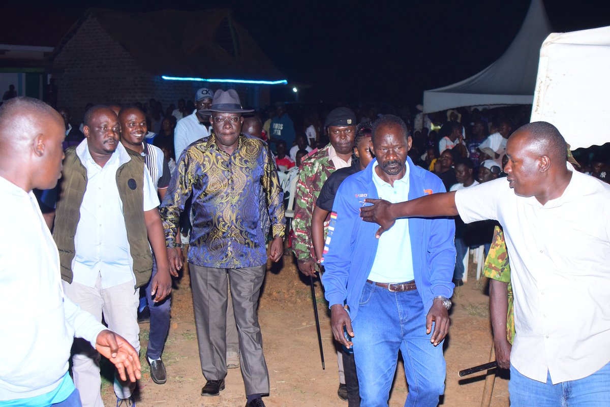 ExpressTalanta's tweet photo. Despite the odds, our incredible guests still showed up and made the event unforgettable Talanta Express. Big Thank you to Hon. Engineer Fred Odilo Arthur @amugosiya & Eng Vincent Sidai
#talantaexpress #rootstoprogress #busia https://t.co/0fHyeV2hqC