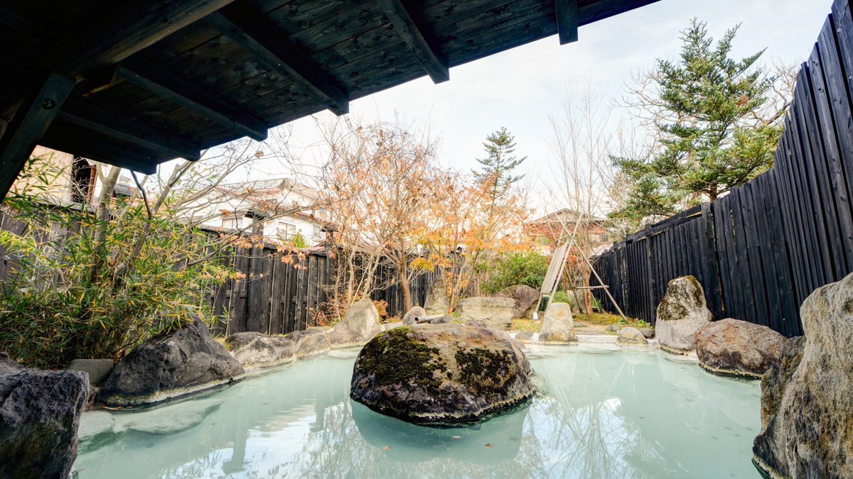 ruralopenair's tweet image. 【ACCOMODATIONS】
For this year’s festival, we’re offering 2 accommodations in Nakanosawa Onsen area and the other 2 inside/beside the festival site. For further details, please visit our website and click “Reserve” button of each accom. Book early depending on your preference,…