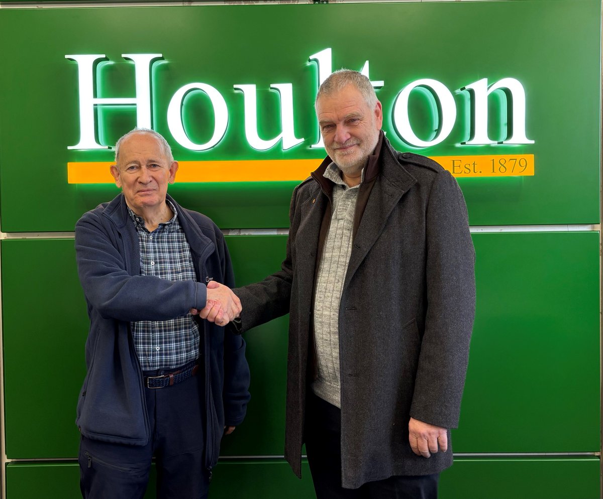 Happy Retirement, Dave Angus!

After an amazing 48 years with Houlton, we bid a fond farewell to Dave as he embarks on his well-earned retirement.

Thank you for your dedication, Dave—enjoy every moment! 
read more here: buff.ly/4jMpo9r