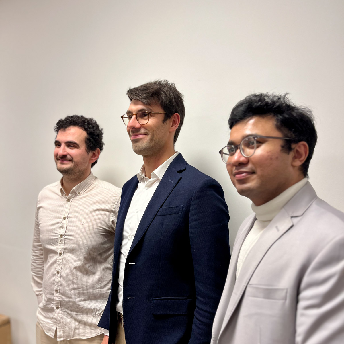 A quick note of gratitude 2024→25! The 2nd wave of brilliant PhD defenses: <a href="/Erdem35356869/">Erdem</a>'s Multiplexed Ingestible EM Sensors, Pratik's Body-Conformal EM Arrays. And Big News from the 1st wave: <a href="/icarovsoares/">Icaro Veloso Soares</a> won the SEE Society’s national award for Best PhD thesis! #ProudAdvisor