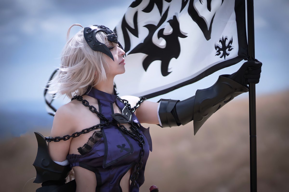 Renren ﾌｪﾚｯﾄの蓮(龍李さん命名) 紐の蓮(うっしーさん命名) tweet media