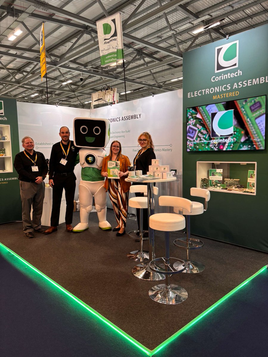 Day 2 at Southern Manufacturing and Electronics 

🤖 We couldn't resist grabbing a photo with the Easyfairs Robot!

We're having a fantastic time so far, meeting great people and having interesting conversations. If you haven't yet, come visit us at stand D165!