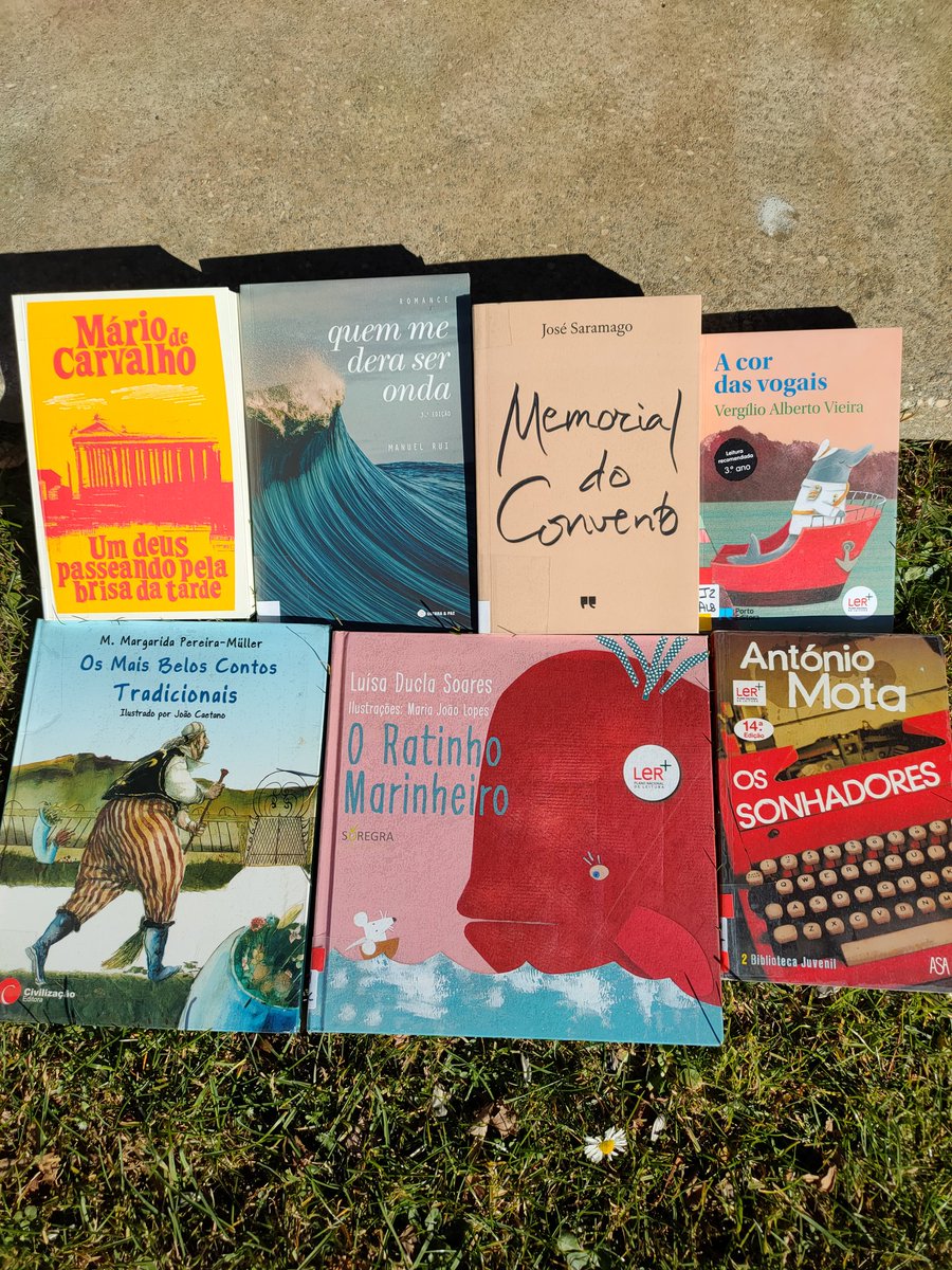 BiblioPúblicaGovern (@bibpubandorra) on Twitter photo 📢 Aquests, i molts més, són els llibres en llengua portuguesa que el Consolat General de Portugal a Andorra la Vella ha donat a la biblioteca.
Moltíssimes gràcies!
<a href="/GovernAndorra/">Govern d'Andorra</a> <a href="/XarxaBiblioAnd/">Xarxa de Biblioteques d'Andorra</a> #consuladodeportugalemandorra <a href="/InstitutoCamoes/">Instituto Camões</a> 📢 Aquests, i molts més, són els llibres en llengua portuguesa que el Consolat General de Portugal a Andorra la Vella ha donat a la biblioteca.
Moltíssimes gràcies!
<a href="/GovernAndorra/">Govern d'Andorra</a> <a href="/XarxaBiblioAnd/">Xarxa de Biblioteques d'Andorra</a> #consuladodeportugalemandorra <a href="/InstitutoCamoes/">Instituto Camões</a>