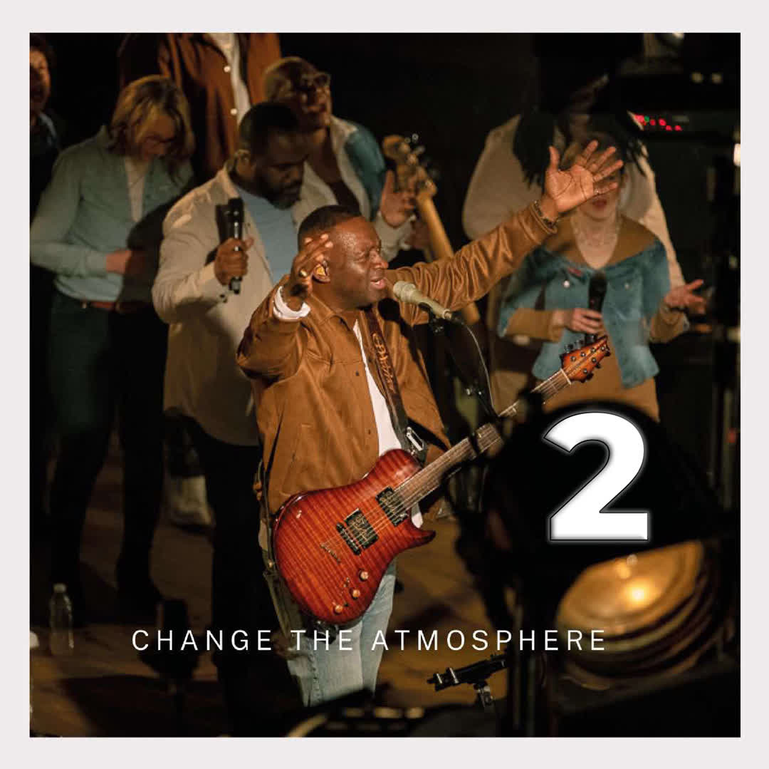 KingdomWorshipM's tweet photo. Only 2 more days to go until @NoelRobinsonUK's latest single "Change the Atmosphere" releases, on Friday, 7 February!

PRE-SAVE your copy NOW:
https://t.co/lJP7cNJubn

#changetheatmosphere #noelrobinson #noelrobinsonuk #integritymusic #singlerelease #newsingle #newrelease https://t.co/r74MIvxhiI