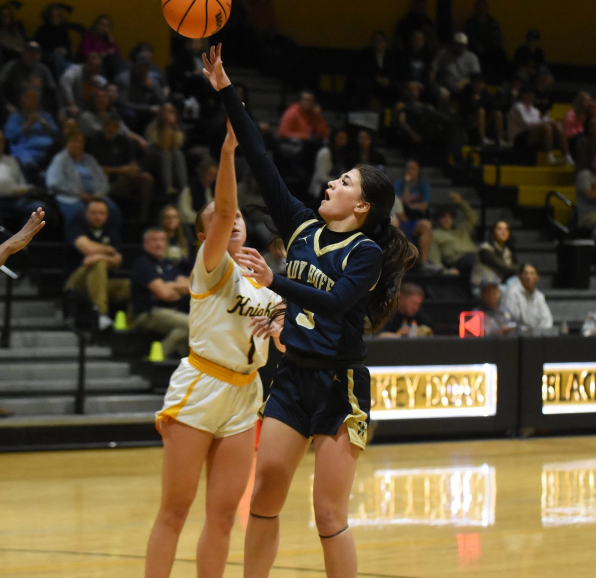 Fourth-Quarter Rally Sends Lady Buffs Past Chuckey-Doak
grmediatn.com/gated-content/…