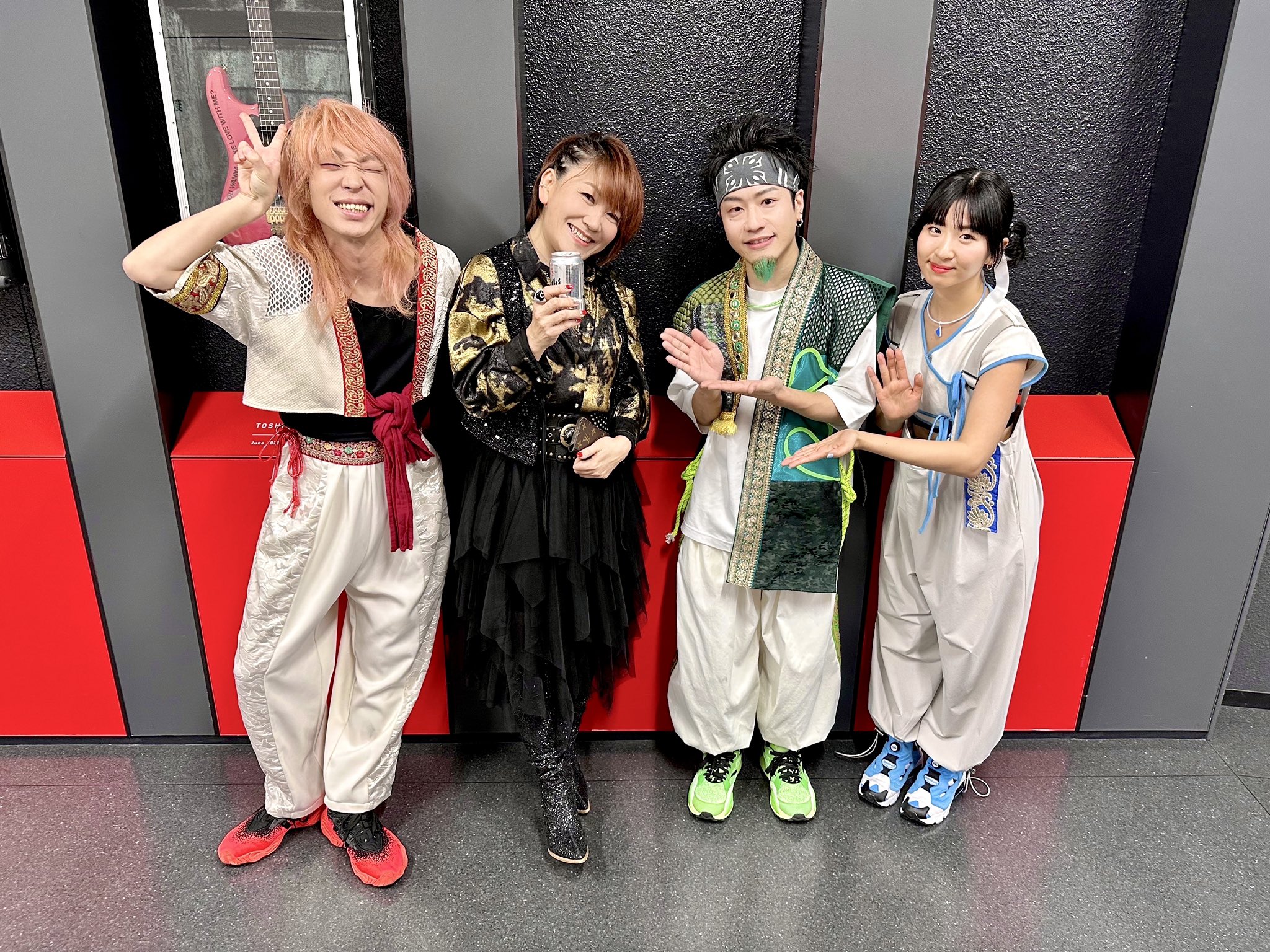 ∴560∵(Wienners) on X: 