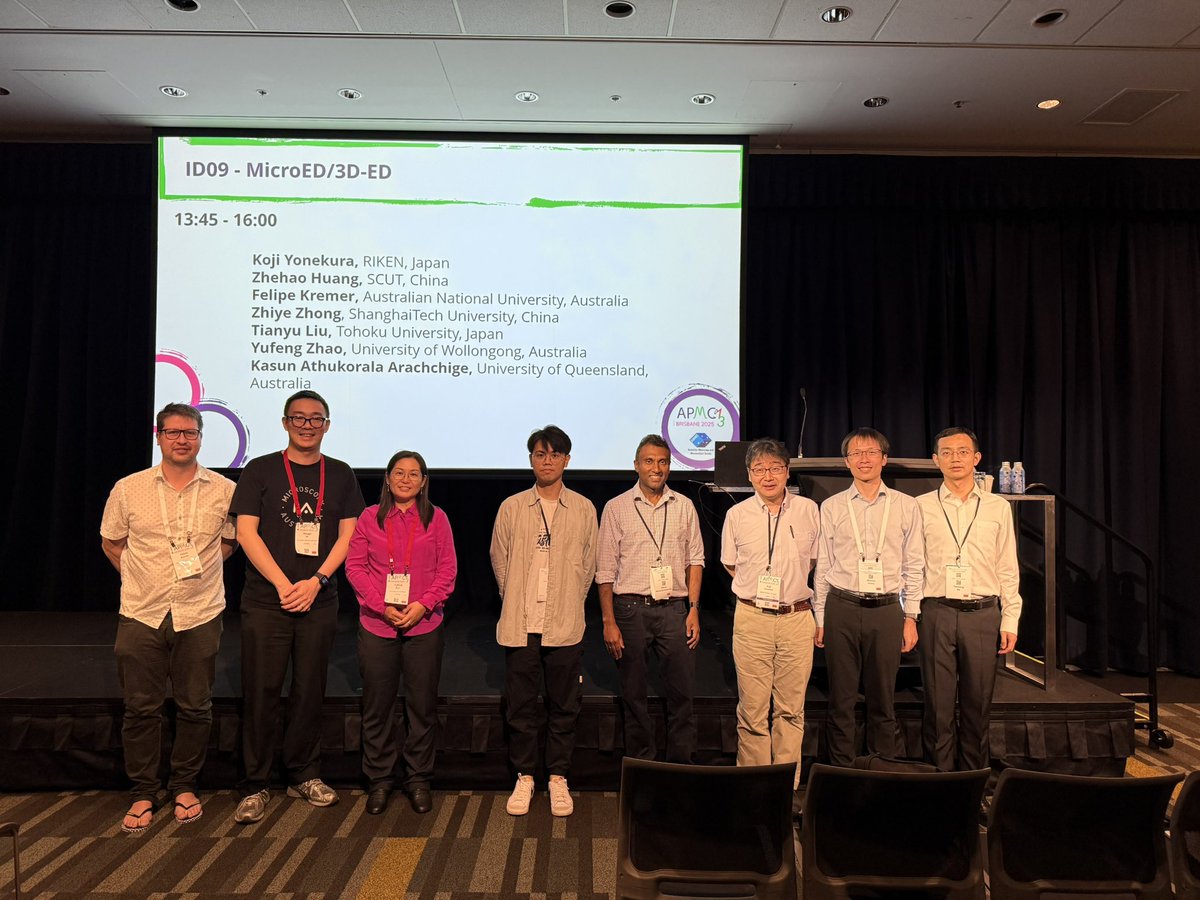 We had a great #3DED/#MicroED session at the Asia Pacific Microscopy Congress today. I’m very glad to be a part of this vibrant community.