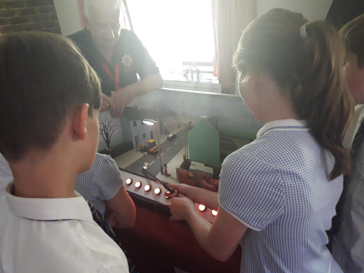 EastSussexFRS's tweet photo. 📢 We are inviting home-educated children to take part in our Safety in Action events in 2025!
📅 Find out more about dates and booking details here 👉 https://t.co/vuHOMUgYKa
#HomeEducated #SafetyInAction #CommunitySafety #YouthEngagement #LifeSkills #HomeEducation https://t.co/ivabk8XZL3