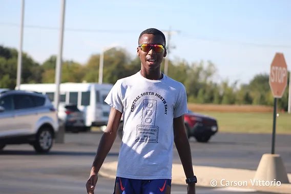 Plainfield South runner Cuyler Jones is extremely passionate about shoes and running gear. He knows what he is talking about! He shares his thoughts on the top 3 spikes per event group here in this article. This is a great article to send to any new FR -> illinoisrunningnews.com/post/top-3-tra…