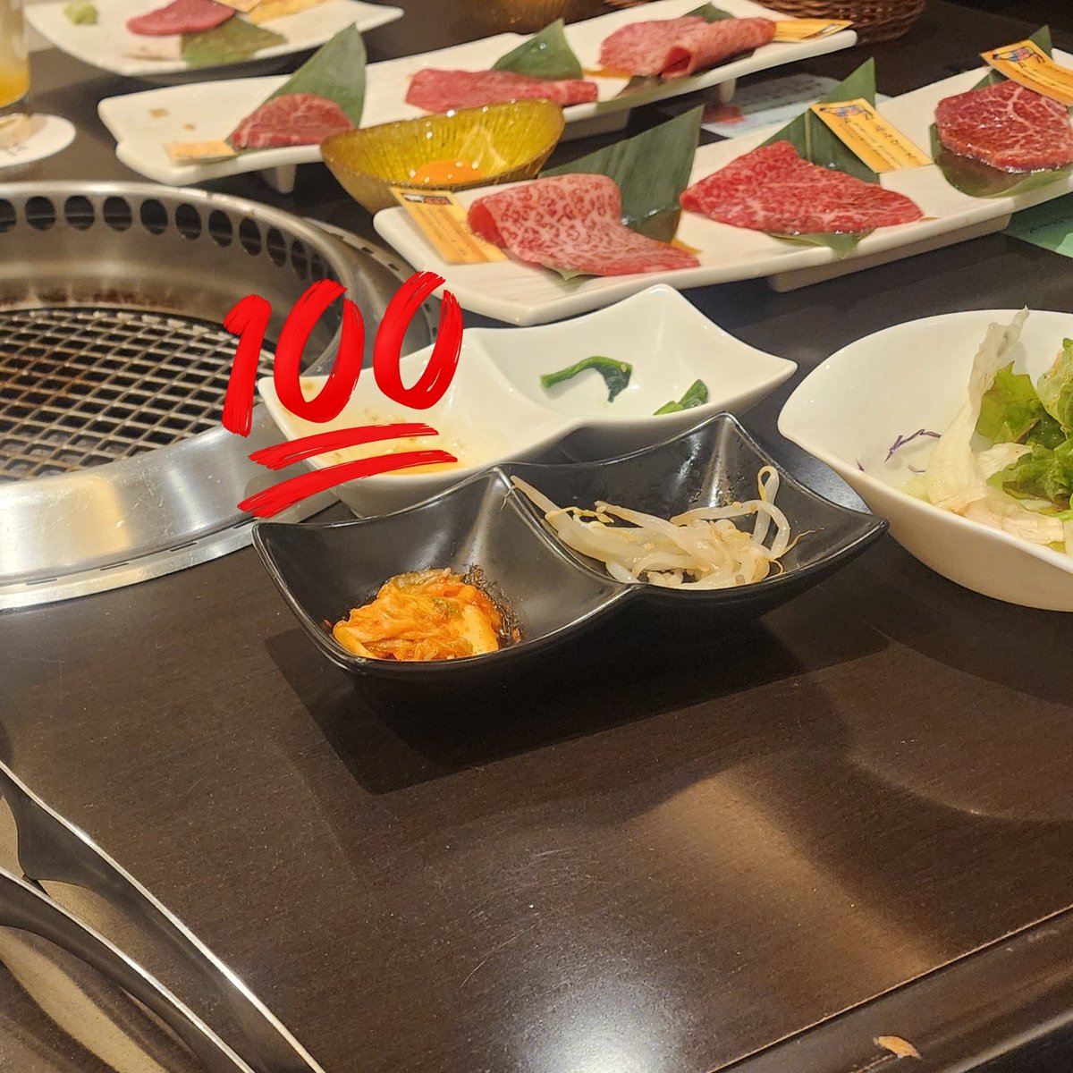 junniexx's tweet photo. 赤ちゃんとおいちーお肉を食べる会おいちーでちたねー https://t.co/qDyjlfV8CZ