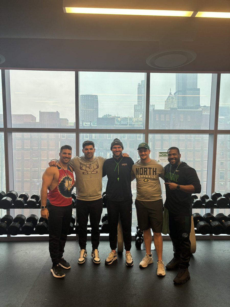 Patton Fitzpatrick (@coachfitz_fb) on Twitter photo ๐ช EARLY MORNING WORK ๐ช
In honor of NATIONAL SIGNING DAY, the <a href="/RULAKERFB/">Roosevelt University Football</a> team represented their high schools at AM workouts. Programs represented below โฌ๏ธ
#RideTheWave | #NSD25 ๐ช EARLY MORNING WORK ๐ช
In honor of NATIONAL SIGNING DAY, the <a href="/RULAKERFB/">Roosevelt University Football</a> team represented their high schools at AM workouts. Programs represented below โฌ๏ธ
#RideTheWave | #NSD25