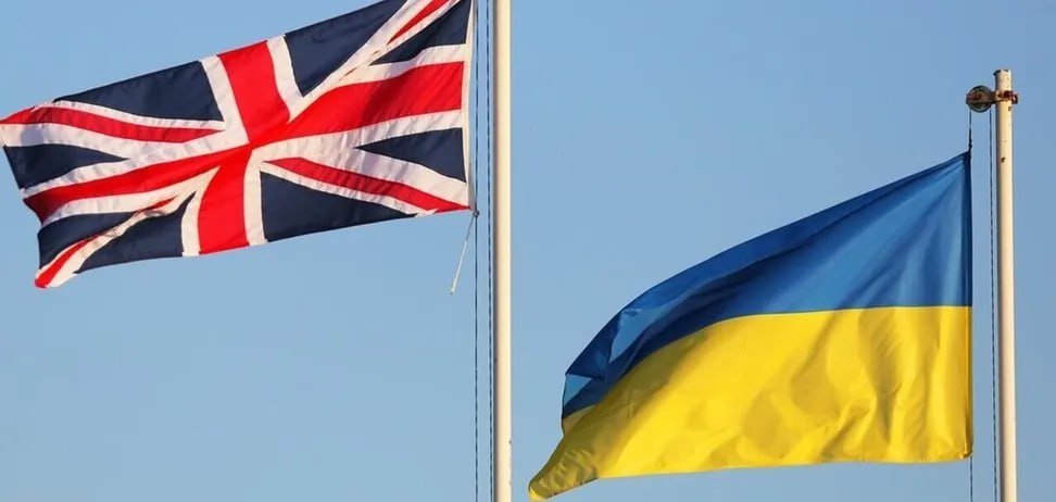 outsiderukraine's tweet image. #ВеликаБританія виділила #Україні 55 млн фунтів #допомоги

3 млн підуть постачання українського зерна та #продовольства до Сирії, 17 млн — на #енергетику, 10 млн — на #бізнес, 25 млн — на #соцпрограми.