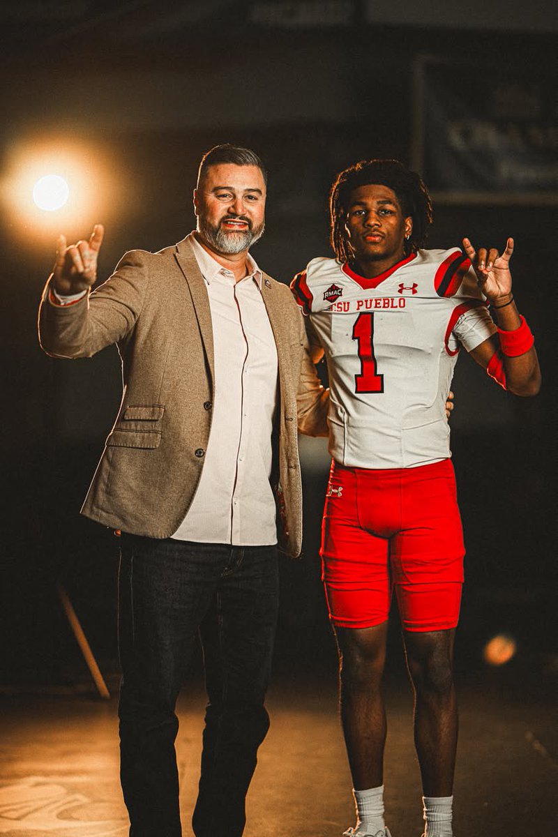 #AGTG I would like to announce my commitment to CSU-P! <a href="/CoachFaske/">Caid Faske</a> <a href="/CoachMac_A/">Mac Alexander</a> <a href="/CoachNConway/">Neiko Conway</a> @TinoWantDaBinos <a href="/PhilipVigil/">Coach Vigil</a> <a href="/jsward84/">Coach Jeff Ward</a> <a href="/CVMustangs/">City View Athletics</a>