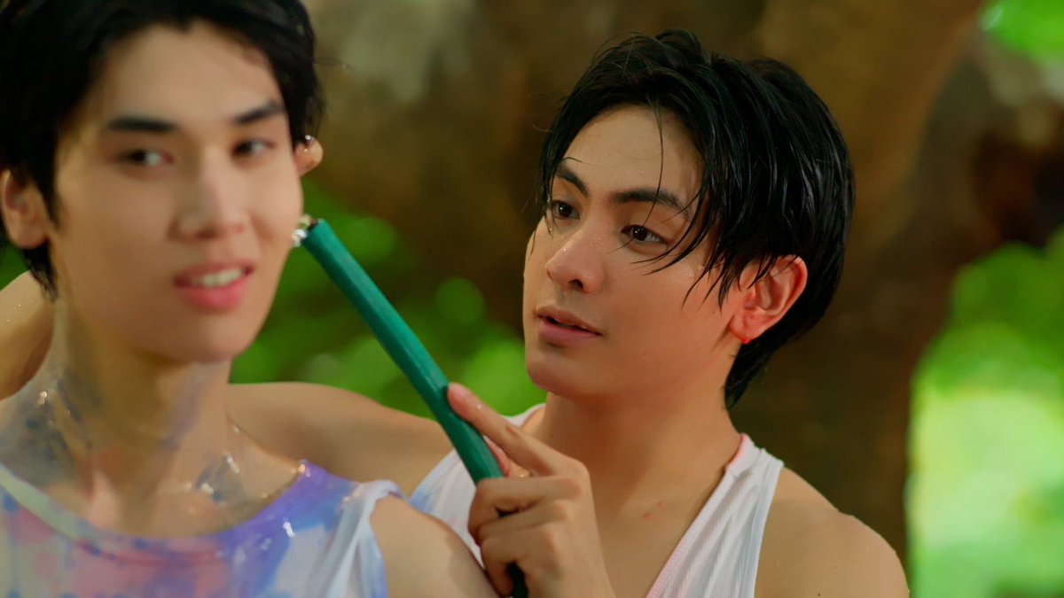 yayeechen's tweet photo. หวานจนมดขึ้น 🐜 หวานฉ่ำมาก

#TheHeartKillersEP11 https://t.co/oYBRylVBDY