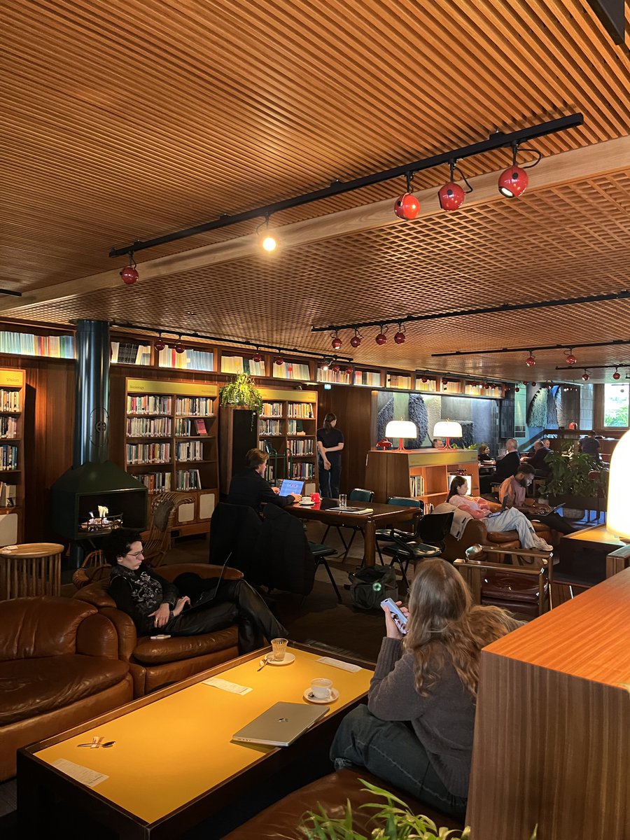 Thanks TikTok for introducing me to my new favourite spot in London to get some work done…

📍The Standard, just next to King’s Cross 🚆