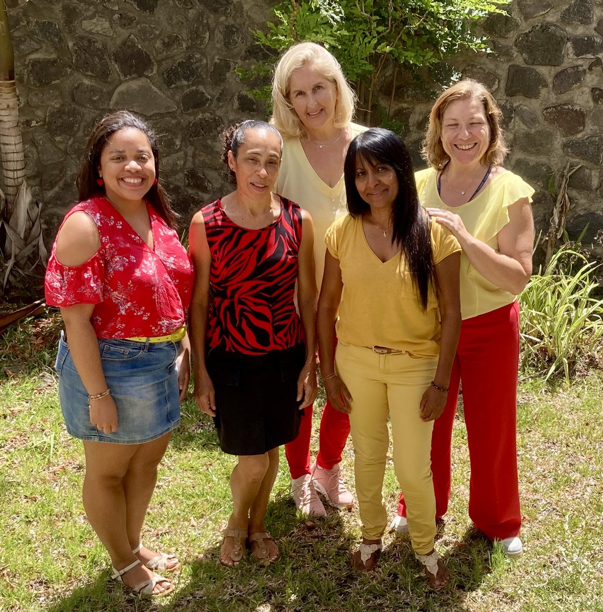 L’equipe de Sainte Marie au complet pour organiser au mieux la vie de la #Résidence et œuvrer au quotidien pour le #BienÊtre de nos #Seniors. #TeamWork #Team974 #RésidenceSenior #RSS #ServiceALaCarte