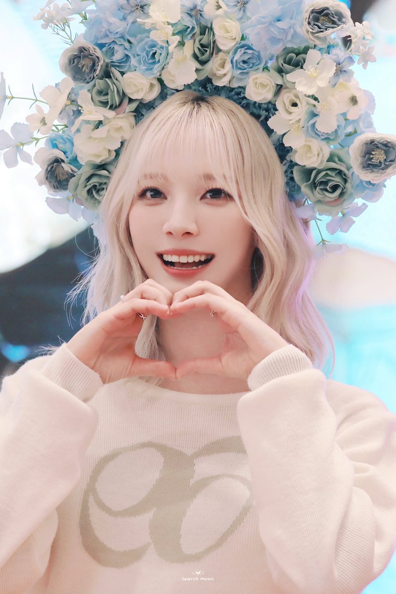 SearchMoon tweet media