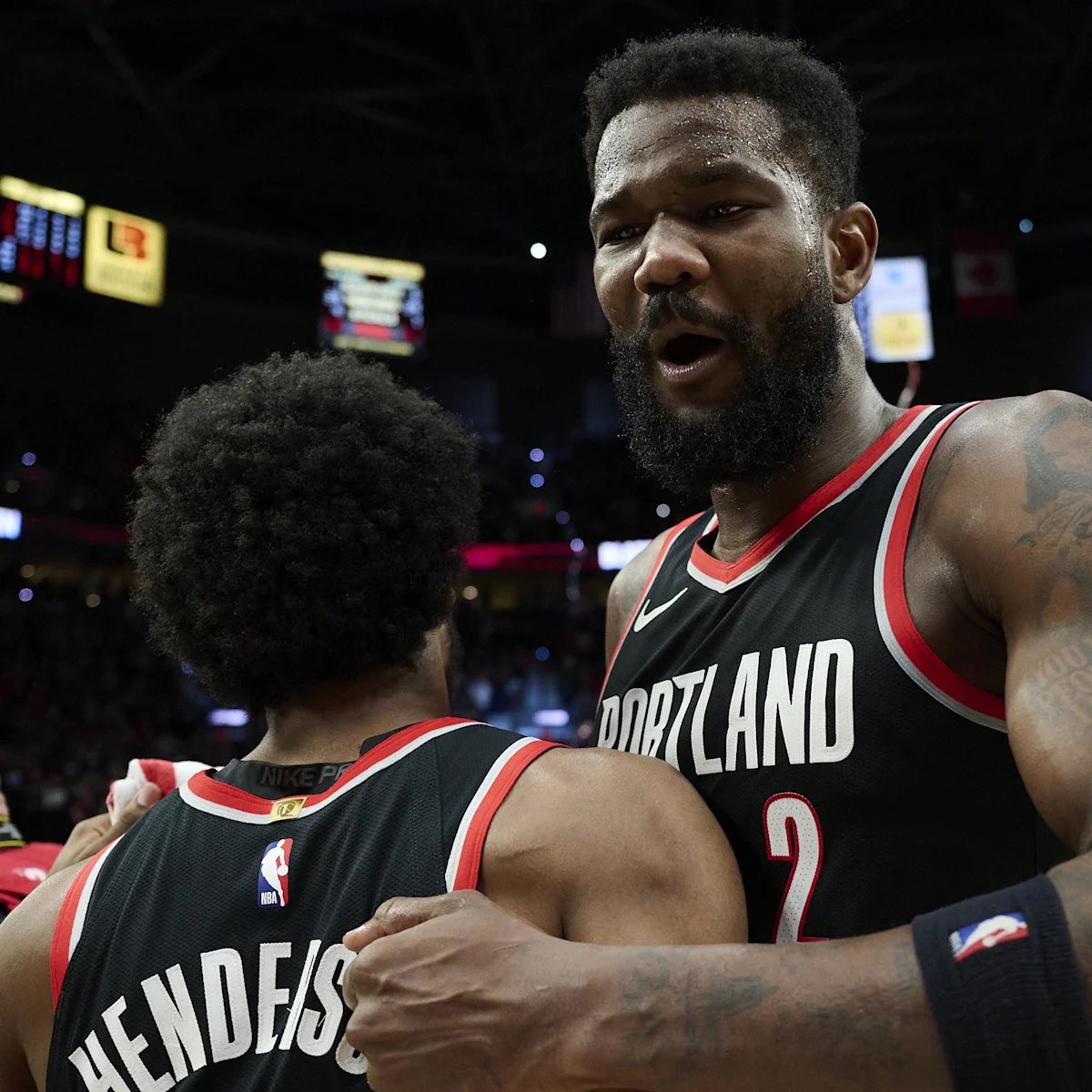 50NuancesDeNBA's tweet photo. Les 10 derniers matchs des Blazers :

✅ BULLS
✅ HEAT 
✅ MAGIC
✅ HORNETS
❌ THUNDER
✅ BUCKS
✅ MAGIC
✅ SUNS
✅ SUNS
✅ PACERS

Ah ouais, quand même 😭 https://t.co/ZQpSk7IL8F