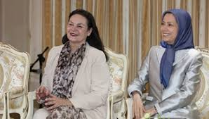 روز جمعه۱۲بهمن پروفسورآلخو ویدال کواداراس وخانم آمپارو فوئرتس باخانم #مريم_رجوى در پاریس دیدار کردند و در جمع اعضا و یاران مقاومت حضور یافتند.
خانم آمپارو فوئرتس  نیزطی سخنانی گفت:هر دوی ما از شما به‌خاطر این‌که اجازه دادید بخشی از آرمان شما باشیم تشکر می‌کنیم. 
#زن_مقاومت_آزادی