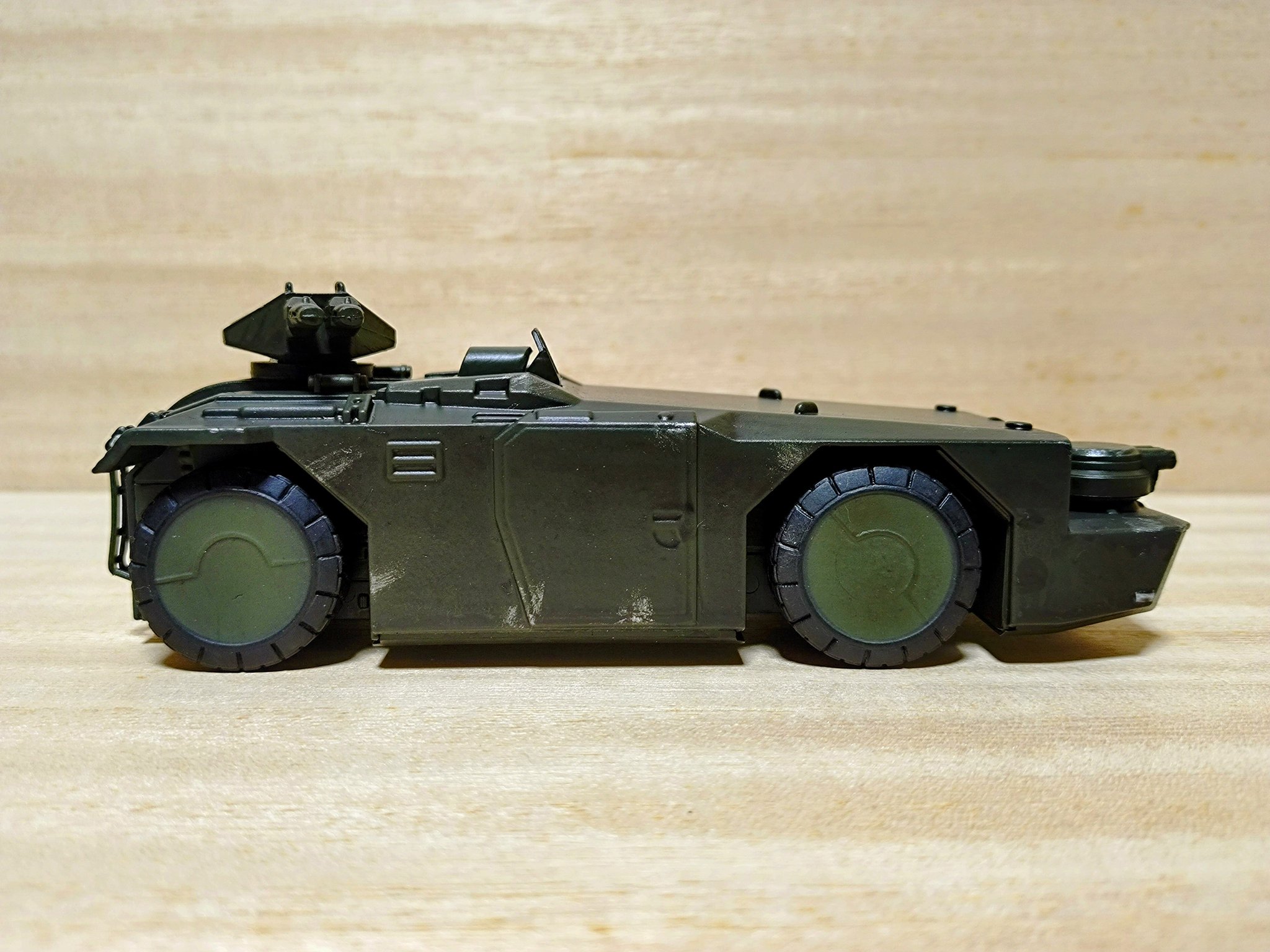 Amazon.co.jp: 1 72 APC アーマードパーソナルキャリア