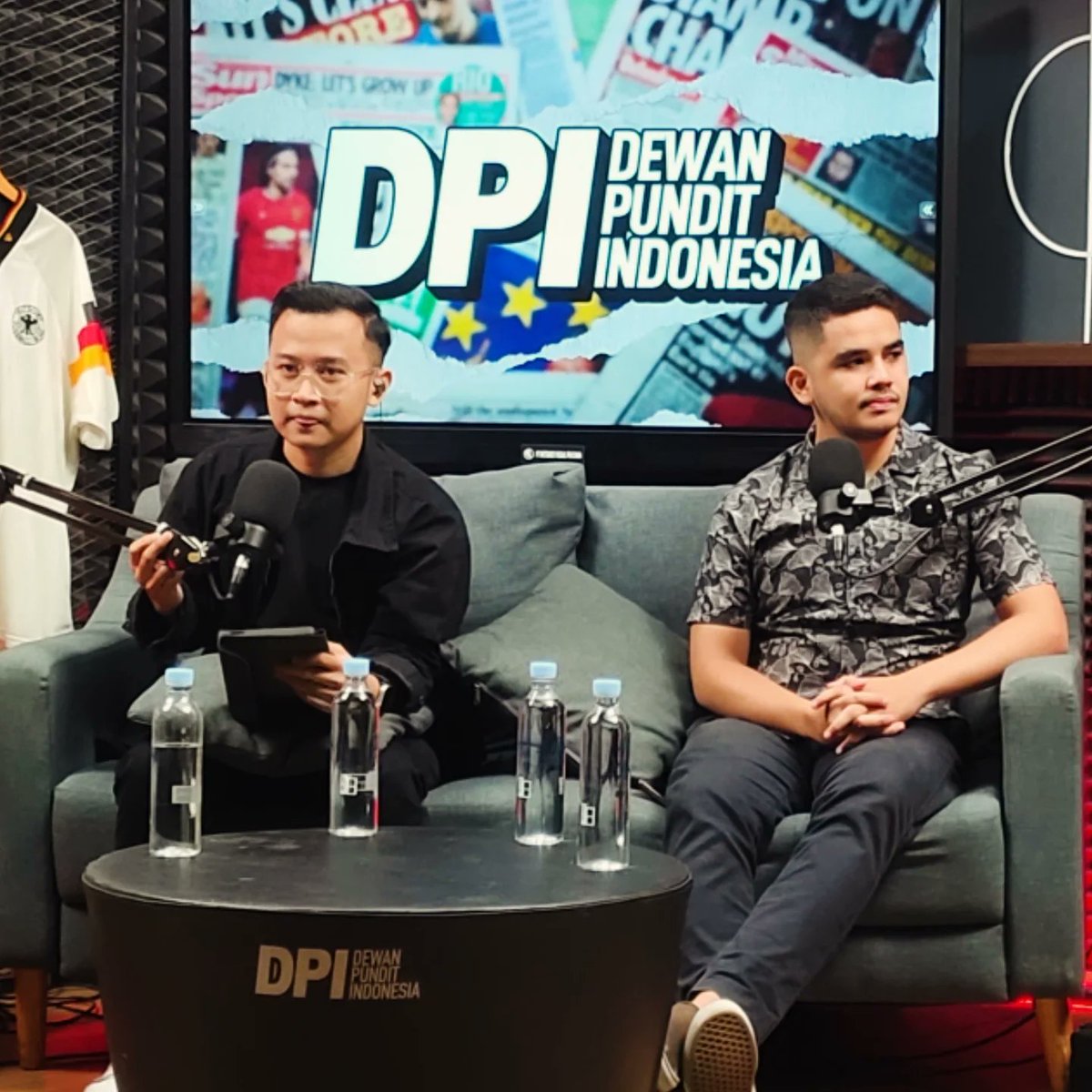 Shooting DPI ... 

@jebreeetmedia