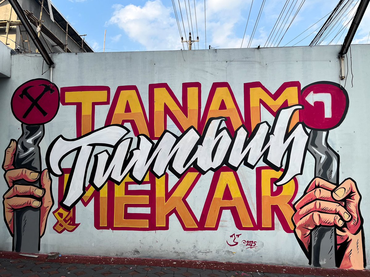 #BCS14TH 

Tidak mudah mencapai segala sesuatunya dengan lancar tanpa satupun kendala. Mempertahankan prinsip dan saling berkomunikasi secara terbuka.

Sirami benih generasi dengan aksi dan edukasi sesuai dengan porsinya, hingga mekar dan mengakar kuat di tanah Sembada.