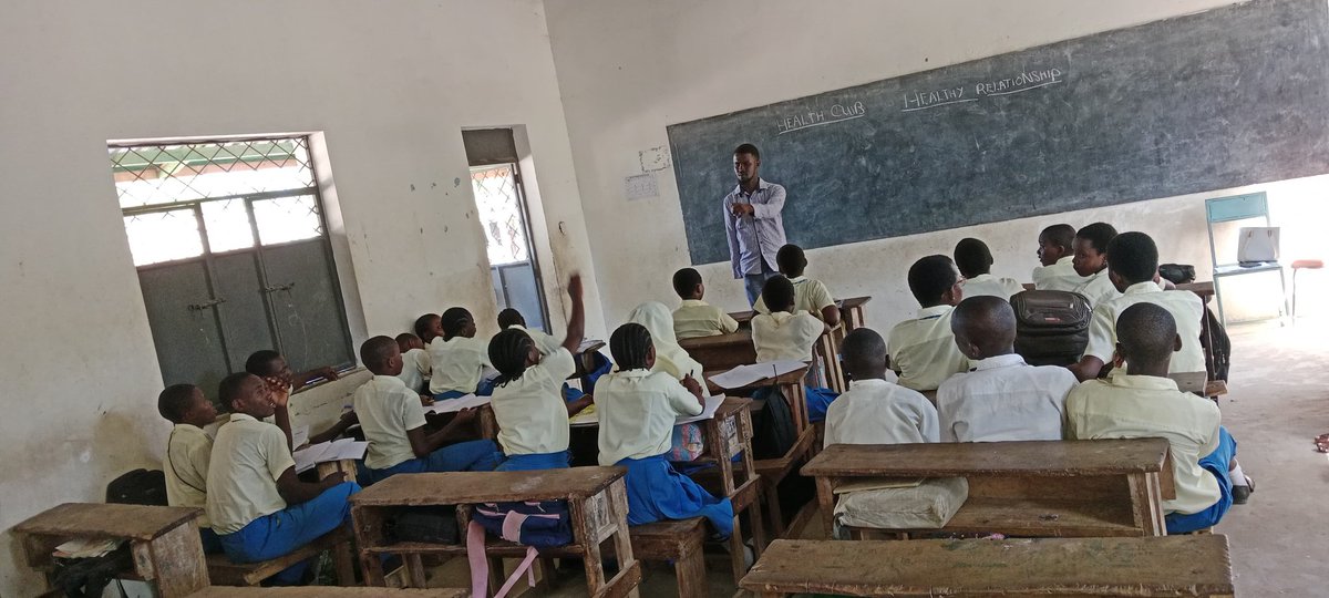 Youth_Dare's tweet image. We’ve officially embarked on the DARE-ful Convo Health Club Program at Basi Primary School this first term 
This initiative is designed to equip students with age-appropriate life skills, focusing on adolescent health, hygiene, and peer mentorship
#YouthHealth @KilifiCountyGov