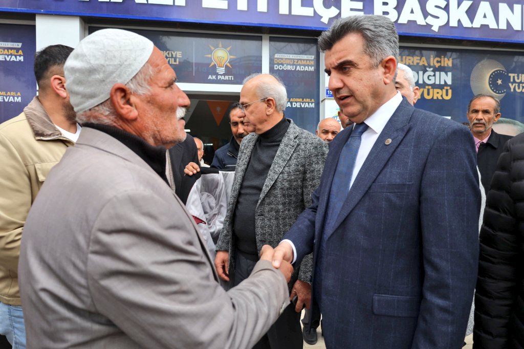 "Atanı say, bereket büyüklerledir."
Şeyh Edebali

Dua ve tecrübelerine her daim talibiz...

<a href="/milhamigunbegi/">M.İlhami GÜNBEGİ</a> <a href="/erkankandemir/">Erkan Kandemir</a>