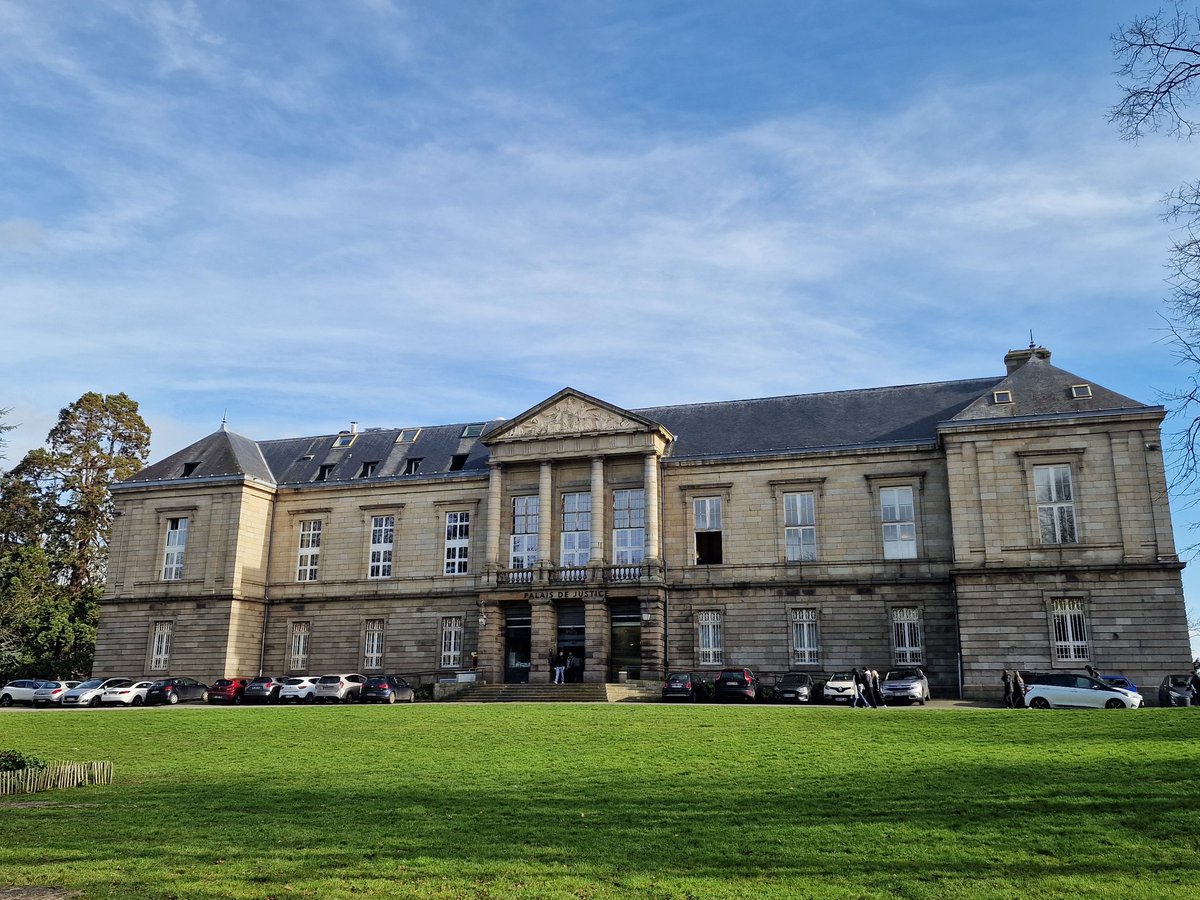 Julien Wattebled-Procureur St Brieuc (@procstbrieuc) on Twitter photo 2 premières journées riches en rencontres avec <a href="/Prefet22/">Préfet des Côtes-d'Armor</a>, M. le maire de St Brieuc, M. le Bâtonnier de l'ordre des avocats, le directeur de <a href="/PoliceNat_22/">Police nationale 22</a> et le commandant de <a href="/gendarmerie22/">gendarmerie22</a>. 🙏 pour votre accueil et pour tout ce que vous avez pu me dire sur la situation locale 2 premières journées riches en rencontres avec <a href="/Prefet22/">Préfet des Côtes-d'Armor</a>, M. le maire de St Brieuc, M. le Bâtonnier de l'ordre des avocats, le directeur de <a href="/PoliceNat_22/">Police nationale 22</a> et le commandant de <a href="/gendarmerie22/">gendarmerie22</a>. 🙏 pour votre accueil et pour tout ce que vous avez pu me dire sur la situation locale