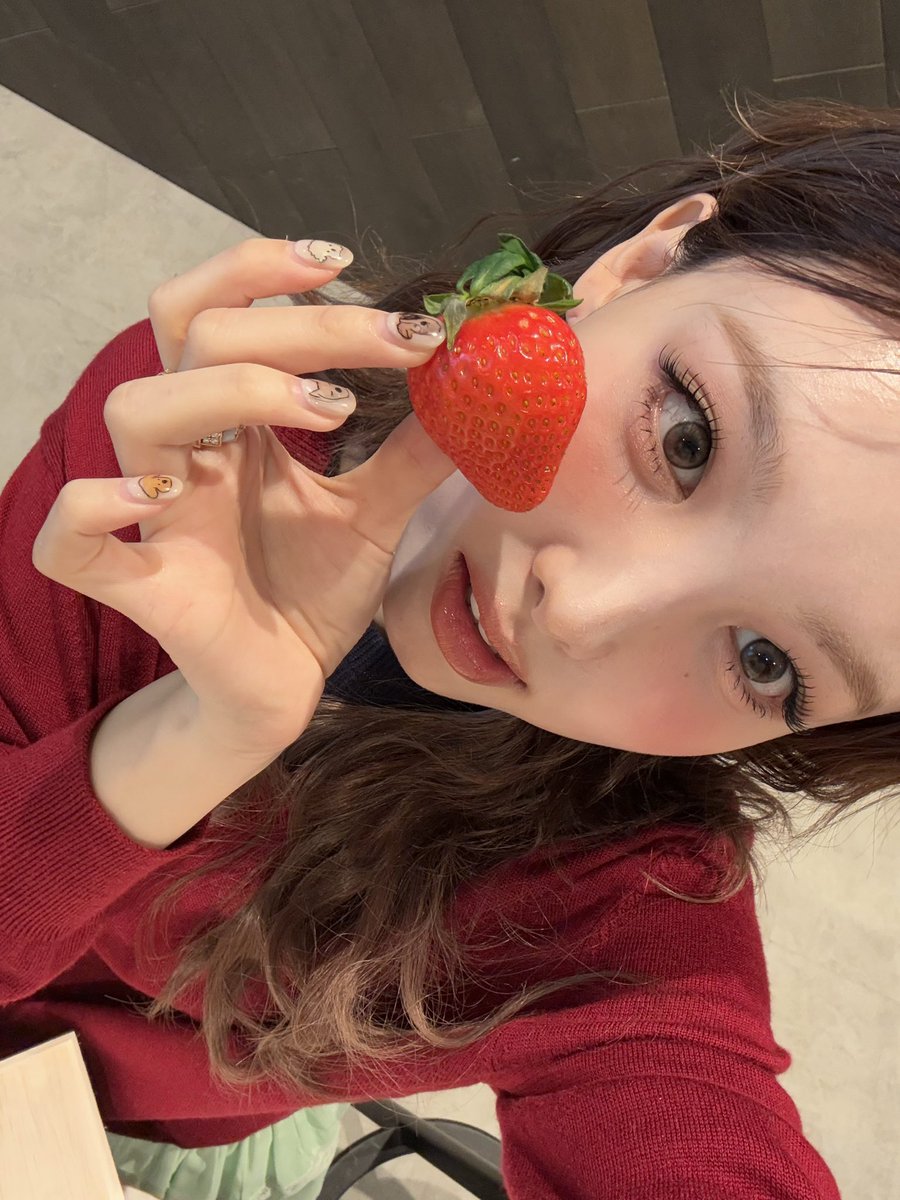 bienneesan7's tweet photo. かわいすぎて保存するのにお金払いたい https://t.co/StYDgNfDpf