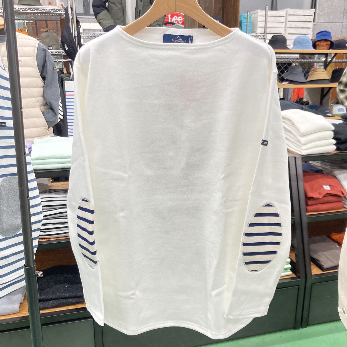 AmeproBaybrook's tweet photo. 普段は秋冬にしか入荷しないSAINT JAMESのエルボーパッチモデル、サプライズで入荷致しました！！！

#baybrook #amepro #fashion #kumamoto #saintjames #france #ベイブルック #アメプロ #ファッション #熊本 #セントジェームス #フランス https://t.co/lmz2MtYC0y