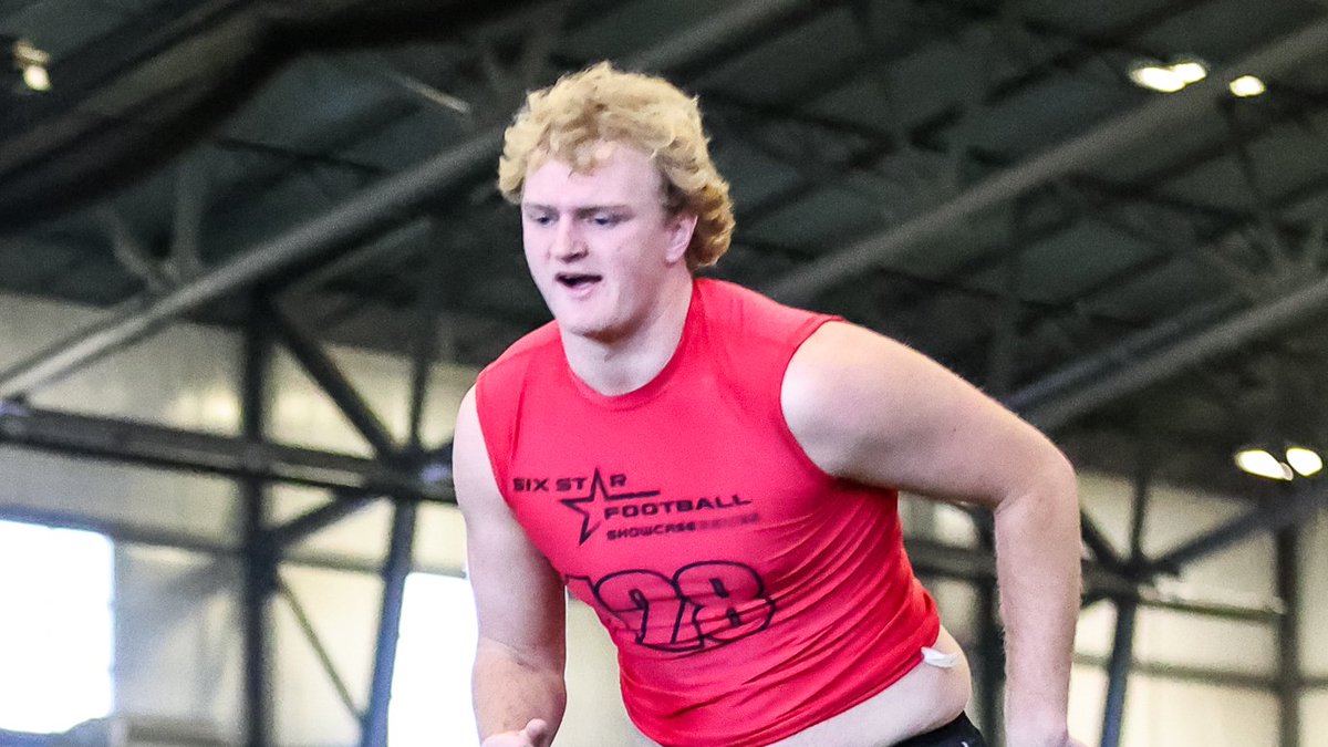 Six Star Football | PLUS+ (@sixstarfootball) on Twitter photo Mid-MO Gems on our radar ‘26: Who’s hot in Central Missouri among junior names
⭐️Essner & Ellison among Mid-Mo heavy on talent recruits🔥
STORY:▶️🔗sixstarfootball.com/article/mid-mo…
@CVRO_29 <a href="/theywatchjay/">jaylen Thomas</a> <a href="/haydenendsley55/">Hayden Endsley</a> <a href="/GarrettEssner/">Garrett Essner</a> <a href="/braylonellison/">Braylon Ellison</a> Mid-MO Gems on our radar ‘26: Who’s hot in Central Missouri among junior names
⭐️Essner & Ellison among Mid-Mo heavy on talent recruits🔥
STORY:▶️🔗sixstarfootball.com/article/mid-mo…
@CVRO_29 <a href="/theywatchjay/">jaylen Thomas</a> <a href="/haydenendsley55/">Hayden Endsley</a> <a href="/GarrettEssner/">Garrett Essner</a> <a href="/braylonellison/">Braylon Ellison</a>