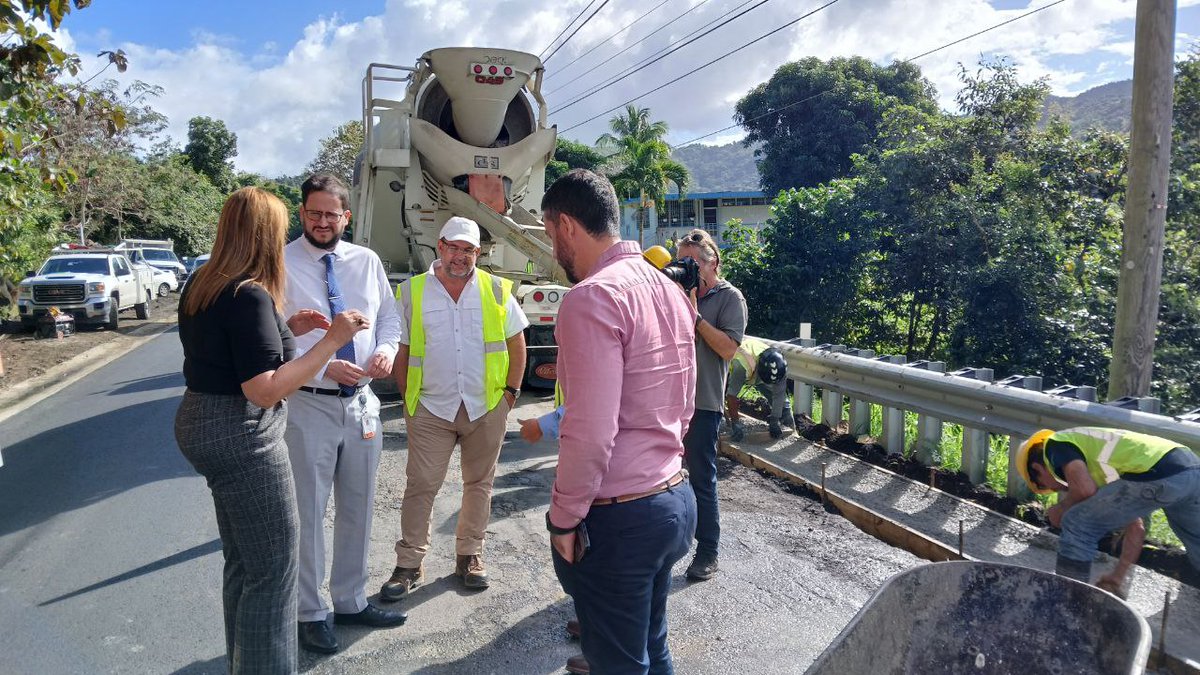 DTOP (@dtop) on Twitter photo El Secretario de DTOP hizo una visita al Municipio de Canóvanas para inspeccionar varios proyectos y junto a la Alcaldesa recorrieron varias vías entre ellas, la PR-185, PR-853 y PR-3 🚧
<a href="/lafortalezadepr/">La Fortaleza</a> El Secretario de DTOP hizo una visita al Municipio de Canóvanas para inspeccionar varios proyectos y junto a la Alcaldesa recorrieron varias vías entre ellas, la PR-185, PR-853 y PR-3 🚧
<a href="/lafortalezadepr/">La Fortaleza</a>