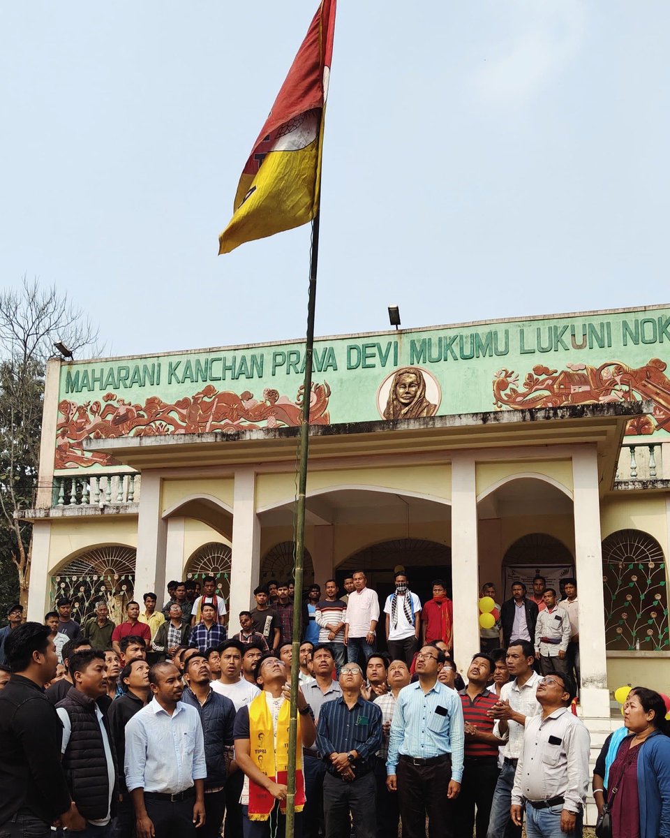 SuhelDebbarmaEM's tweet photo. Today in my RC Ghat Constituency.
#TMPFoundationDay
Bubagra ni Emang
Chini Dophani Thinang.
Long live our beloved Bubagra @PradyotManikya https://t.co/1uMpvog2So