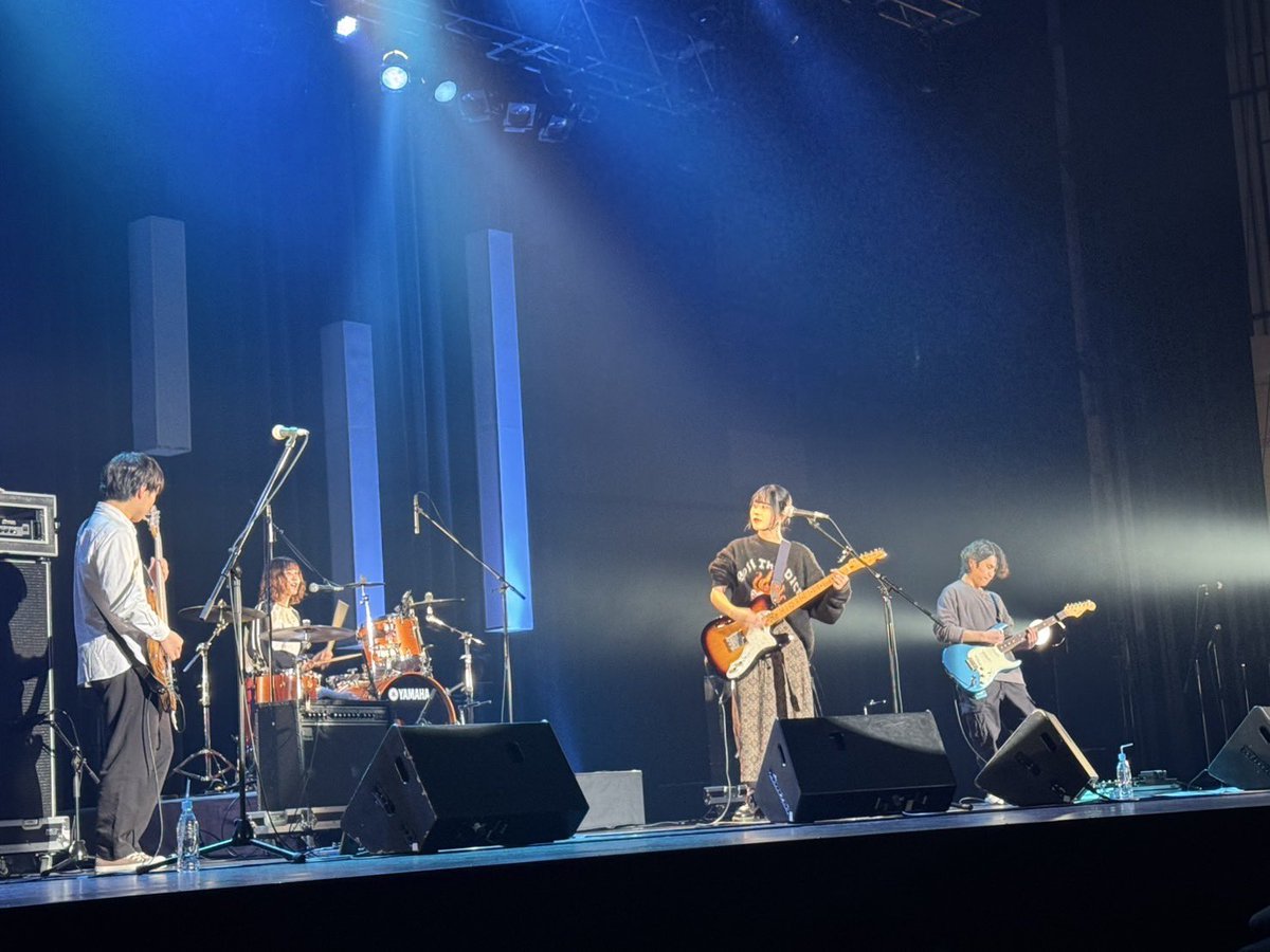 concert_29's tweet photo. ｢V!ble｣ 1月5日(水)

黒酢ライフさんの本番の様子をお届けします❣️

#黒酢ライフ 
#vible
#日本工学院八王子専門学校
#コンサートイベント科29期 https://t.co/gcWPs7edsk
